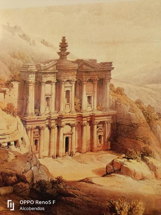 ホテル Plaza De Petra ワディ・ムーサ エクステリア 写真